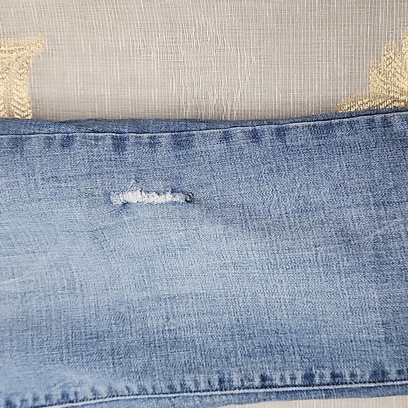 Levi's Jeans Blue. Distressed. Size 12M - Picture 4 of 9